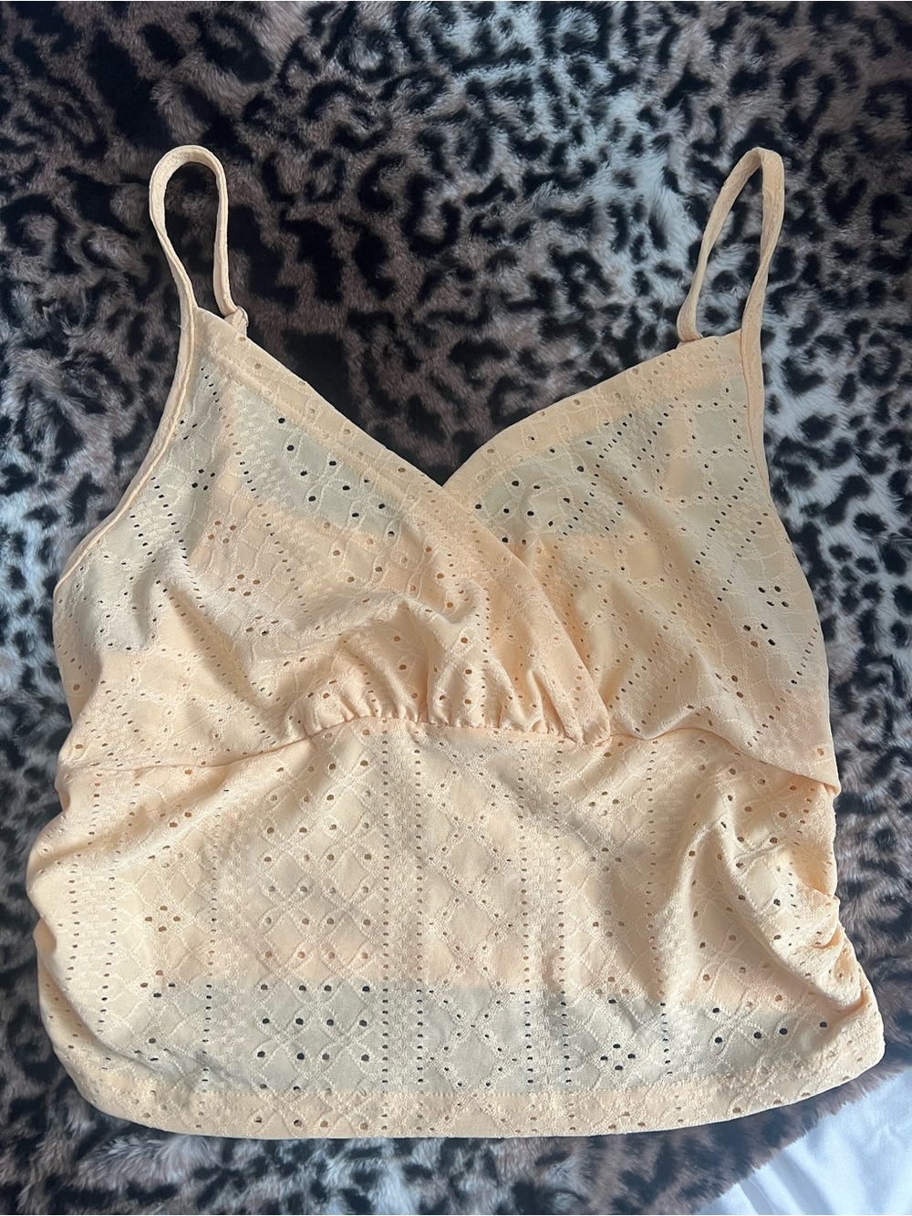 Sleeveless Eyelet Camisole Tank Top - yellow